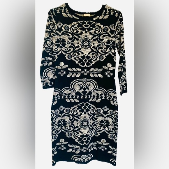 Daniel Cremieux Dresses & Skirts - BLACK & CREAM STRETCHY DRESS